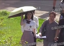 Nhan sắc của Triệu Lệ Dĩnh khi chưa chỉnh sửa gây sốt: Gương mặt đáng yêu và ăn mặc như nữ sinh