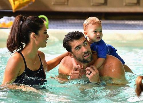 Huyền thoại Michael Phelps giờ ra sao?