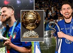 Jorginho xứng đáng giành Quả bóng vàng hơn Messi