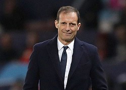 Juventus hướng đến mùa giải mới: Hãy biết làm tắc kè như Allegri