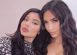 Kim Kardashian và Kylie Jenner xin trợ cấp thất nghiệp vì Covid-19, sự thật gây bức xúc