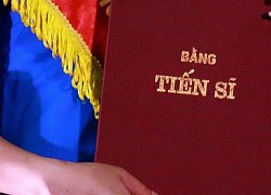 Ngăn &quot;tiến sĩ giấy&quot; khi... &quot;hạ chuẩn&quot;?