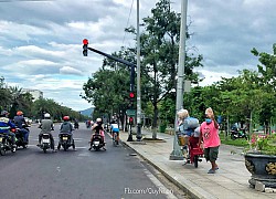 Người đàn ông nhảy múa để bán bánh ở Sài Gòn nay phải về lại quê nhà vì dịch bệnh