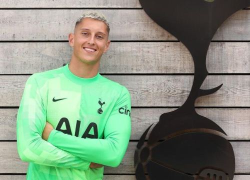 Tottenham có thủ môn mới