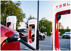 Tesla sẽ chia sẻ trạm sạc với hãng xe khác từ cuối năm