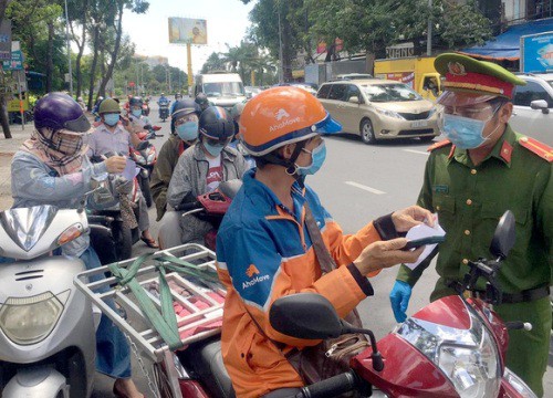 Test ngẫu nhiên trên đường, phát hiện 2 ca dương tính