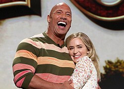 Emily Blunt: 'Chồng không ghen khi tôi hôn The Rock'