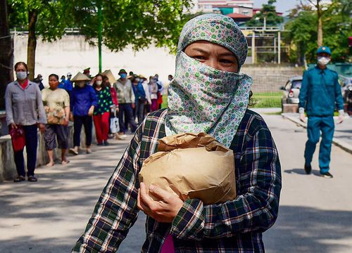 Hà Nội cung cấp lương thực, thực phẩm cho lao động nghèo