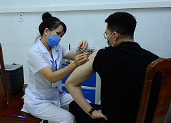 Quảng Ninh tiêm vaccine SinoPharm cho cư dân nhiều địa phương