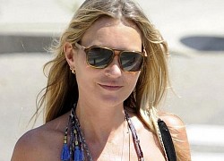 Siêu mẫu Kate Moss gợi cảm đến sân bay đón con gái cưng Lila