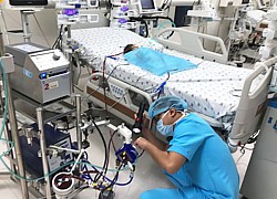 Đặt máy ECMO cứu bé trai 2 ngày tuổi bệnh tim