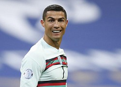 Giá cổ phiếu MU tăng vọt sau thông tin Cristiano Ronaldo trở lại