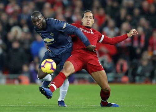 Liverpool ngăn chặn Lukaku bằng cách nào?