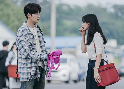 Netizen phát cuồng với phim mới của Kim Seon Ho - Shin Min Ah: Healing, dễ thương lại thêm đôi chính đẹp muốn xỉu