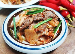 Thịt lợn xào kim chi ngon &#8220;miễn bàn&#8221;