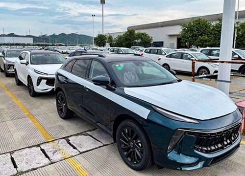 Xe "Tàu" Dongfeng T5 EVO đắt hơn Beijing X7 gần 200 triệu đồng