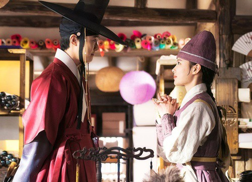 Kim Yoo Jung còn chưa thèm lộ diện, rating tập 1 bom tấn cổ trang đã cao ngỡ ngàng