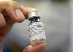 Singapore cho Australia mượn 500.000 liều vaccine