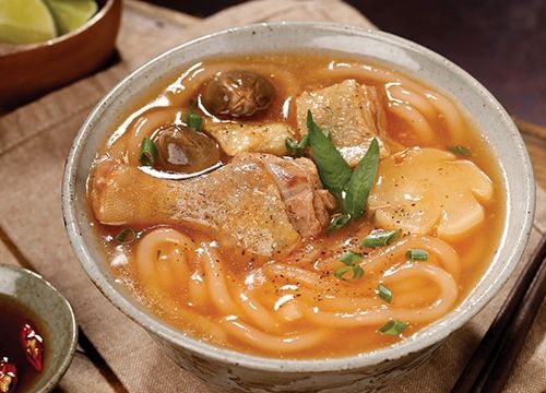 Trời mưa làm một tô "Bánh canh vịt" nóng hổi là tuyệt nhất