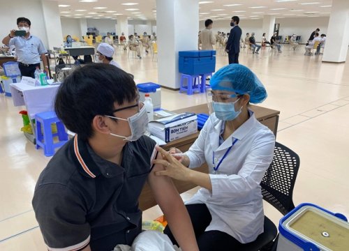 Trường hợp dị ứng nào trì hoãn, tiêm, không tiêm vaccine Covid-19?