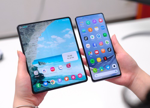 Xiaomi Mix 4 đọ camera ẩn với Galaxy Z Fold3