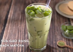 Xóa tan cơn nóng ngày hè, cứ làm ngay ly Trà sữa gạo rang thạch matcha hót hòn họt theo công thức này nha!