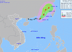 Bão số 4 di chuyển theo hướng Đông Bắc và có khả năng mạnh thêm