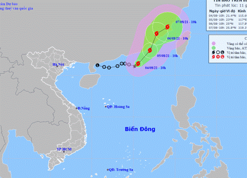 Bão số 4 di chuyển theo hướng Đông Bắc và có khả năng mạnh thêm