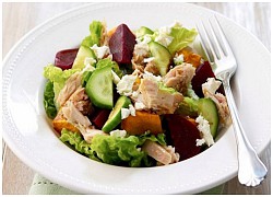 Cách làm salad cá ngừ (tuna salad) ngon miệng đẹp da