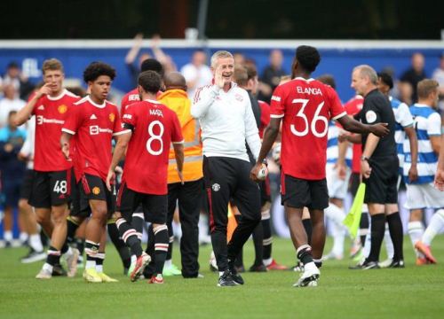 Chờ đợi HLV Solskjaer mang danh hiệu về cho Man United