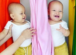 Khoe Leon chơi đùa, Hà Hồ hài hước trêu nhóc tì sống trong "nhung lụa"