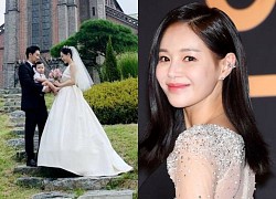 Lee Young Ah &#8220;Cô dâu vàng&#8221; khoe con trai đầu lòng trong ảnh cưới