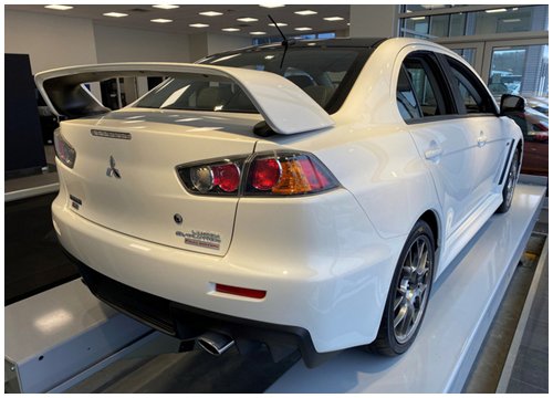 Đại lý rao bán Mitsubishi Lancer Evolution cuối cùng của cuối cùng: Giá gấp 3 lần niêm yết, mới không tì vết