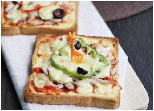 Công thức làm bánh mỳ pizza trong nháy mắt