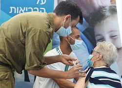 Gần nửa triệu người Israel tiêm mũi vaccine thứ ba