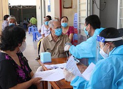 Long An, Bến Tre triển khai tiêm vaccine đảm bảo an toàn, đúng tiến độ