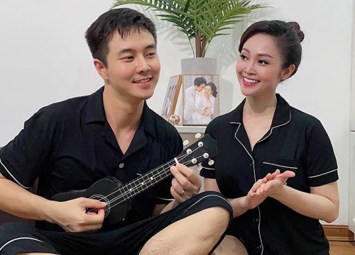 MC Thùy Linh VTV tình tứ bên ông xã kém 5 tuổi