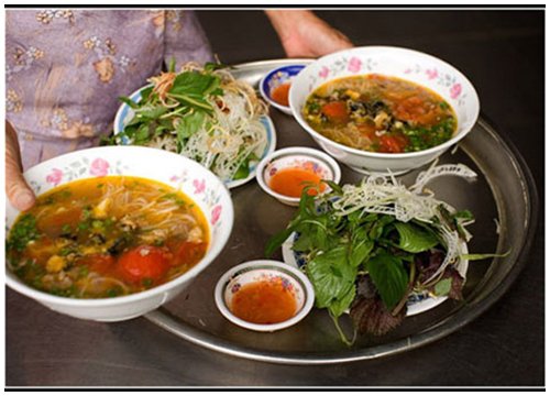 Những khu chợ có quà vặt ngon nức tiếng Hà Nội