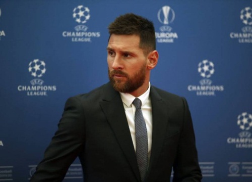 Sân bay Paris náo loạn vì Messi