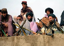 Taliban chiếm tỉnh lỵ đầu tiên của Afghanistan