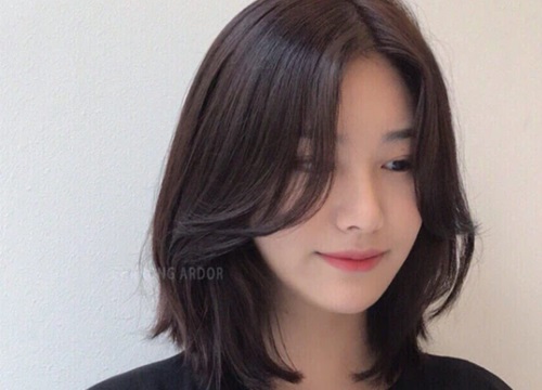Kiểu tóc layer Hàn Quốc mang phong cách hiện đại cùng đường nét tinh tế của nghệ thuật. Những stylist tại Việt Nam đang làm rất tốt việc tạo kiểu tóc này. Hãy xem qua hình ảnh để cảm nhận sự khác biệt.