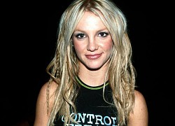 Trend gì đang hot cũng kệ, Britney Spears chỉ một lòng với bảo bối ruột gắn bó suốt hơn 20 năm qua