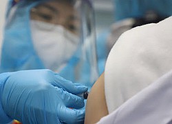 Có nên dùng thuốc chống dị ứng trước tiêm vaccine Covid-19?