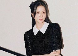 Fan "cân não" vì bộ ảnh mới của Jisoo: Người khen cổ điển kiêu sa, người chê quê kiểng, "thụt lùi" nhan sắc