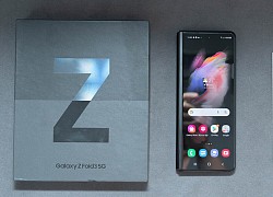 Mở hộp Galaxy Z Fold3 đầu tiên tại Việt Nam