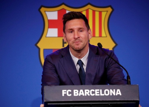 NÓNG: Messi nối lại đàm phán với Barca, PSG và Man United như "ngồi trên đống lửa"