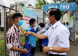 Trao hàng nghìn phần quà hỗ trợ người lao động có hoàn cảnh khó khăn ở TP Hồ Chí Minh