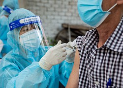 100 tình nguyện viên đầu tiên ở Hà Nội tiêm thử nghiệm vaccine COVID-19 ARCT-154