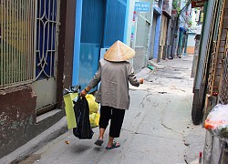 Bà lão ve chai "không thèm" nhận 200 nghìn thanh niên lạ mặt cho, thân thế thật của bà khiến ai cũng choáng