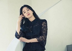 Cao chưa tới 1m6 nhưng những chiếc váy dáng dài chưa bao giờ 'làm khó' được Song Hye Kyo